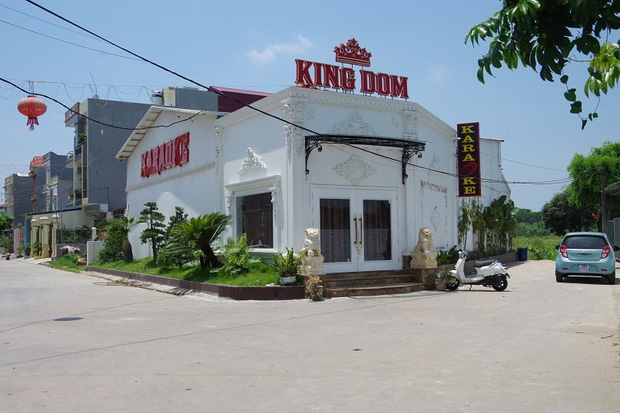 Hải Dương: Vừa ký cam kết chấp hành quy định về phòng chống dịch Covid-19, chủ quán karaoke đã mở cửa sau cho 31 nam thanh nữ tú vào 'bay lắc' Hải Dương: Vừa ký cam kết chấp hành quy định về phòng chống dịch Covid-19, chủ quán karaoke đã mở cửa sau cho 31 nam thanh nữ tú vào 'bay lắc'
