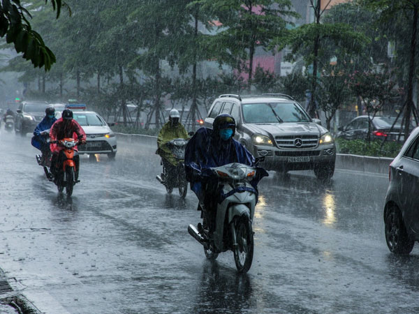 Kết thúc đợt nắng nóng, cả nước đón mưa dông, vùng núi Bắc Bộ đề phòng nguy cơ lũ quét và sạt lở đất Kết thúc đợt nắng nóng, cả nước đón mưa dông, vùng núi Bắc Bộ đề phòng nguy cơ lũ quét và sạt lở đất