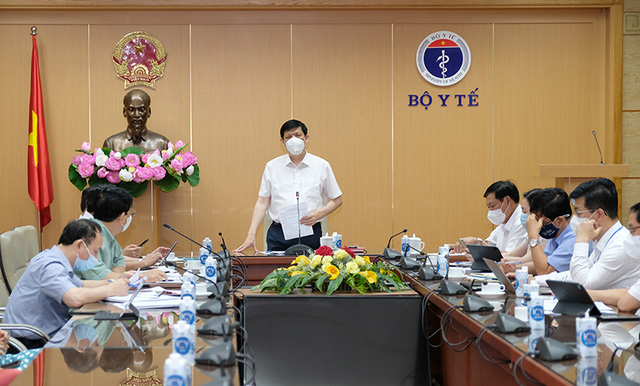 Bộ trưởng Bộ Y tế: Dồn tổng lực chi viện Bắc Giang chống dịch ở mức cao hơn Đà Nẵng Bộ trưởng Bộ Y tế: Dồn tổng lực chi viện Bắc Giang chống dịch ở mức cao hơn Đà Nẵng