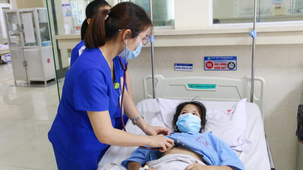 Bé 15 tuổi suýt chết vì ngộ độc do uống thuốc nam - 1 Bé 15 tuổi suýt chết vì ngộ độc do uống thuốc nam - 1