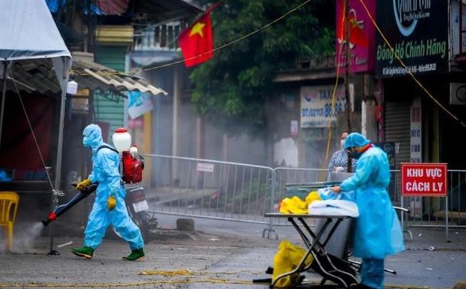 Hà Nội: Phát hiện thêm 2 ca dương tính SARS-CoV-2, trong đó, 1 người làm ở Công ty T&T Hà Nội: Phát hiện thêm 2 ca dương tính SARS-CoV-2, trong đó, 1 người làm ở Công ty T&T