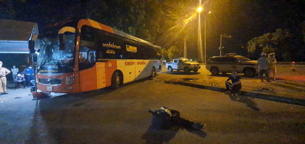 Tài xế nhốt cảnh sát trên xe, tông vào chốt kiểm dịch Covid-19 ở Đà Nẵng - 1 Tài xế nhốt cảnh sát trên xe, tông vào chốt kiểm dịch Covid-19 ở Đà Nẵng - 1