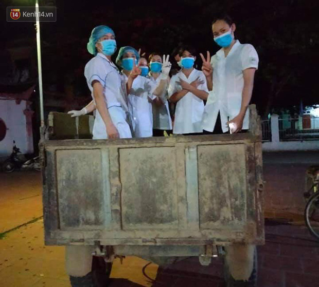 Nước mắt nữ bác sĩ tại tâm dịch Bắc Giang khi nghe giọng con gái 3 tuổi qua điện thoại: 'Mẹ bắt hết con Covid rồi về với con...' - 5 Nước mắt nữ bác sĩ tại tâm dịch Bắc Giang khi nghe giọng con gái 3 tuổi qua điện thoại: 'Mẹ bắt hết con Covid rồi về với con...' - 5