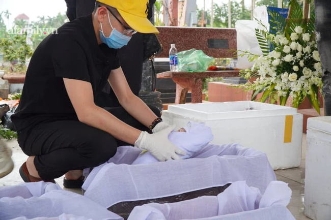 Từ vụ chiếc tủ lạnh chứa hơn 1.000 thai nhi: Bật mí về cái 'nghề kinh dị' không ai hiểu, những đêm ngủ cùng thai nhi và đường đi của những linh hồn bé nhỏ - 1 Từ vụ chiếc tủ lạnh chứa hơn 1.000 thai nhi: Bật mí về cái 'nghề kinh dị' không ai hiểu, những đêm ngủ cùng thai nhi và đường đi của những linh hồn bé nhỏ - 1