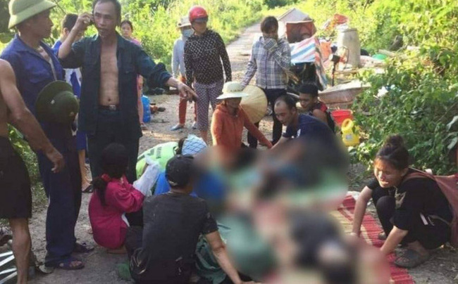 Thấy bạn trượt chân ngã xuống suối, 3 nữ sinh nhảy xuống cứu, cả 4 em tử vong thương tâm Thấy bạn trượt chân ngã xuống suối, 3 nữ sinh nhảy xuống cứu, cả 4 em tử vong thương tâm