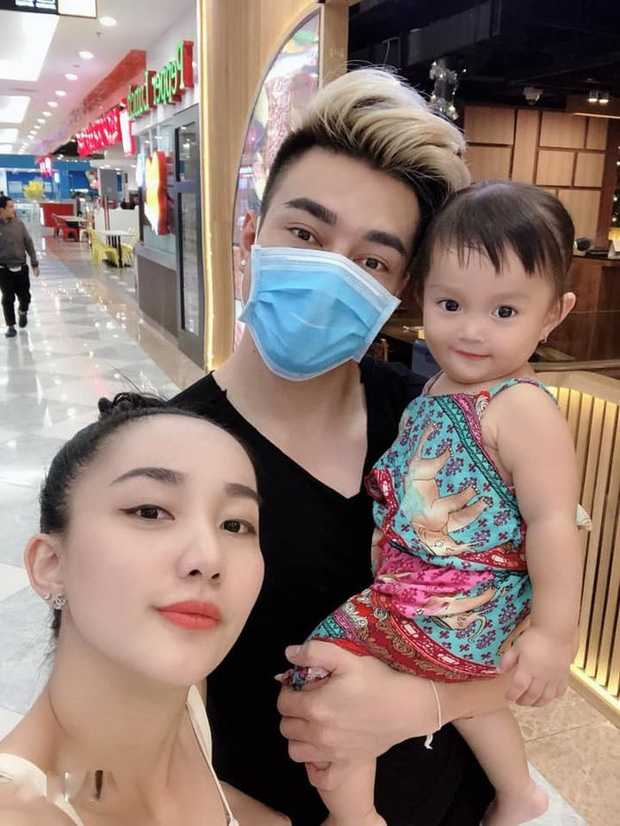 Lê Dương Bảo Lâm mở đại hội 'dìm' vợ và treo thưởng 2 triệu: Ánh mắt lườm chồng sắc lẹm của Quỳnh Quỳnh thấy mà lo thay! - 8 Lê Dương Bảo Lâm mở đại hội 'dìm' vợ và treo thưởng 2 triệu: Ánh mắt lườm chồng sắc lẹm của Quỳnh Quỳnh thấy mà lo thay! - 8