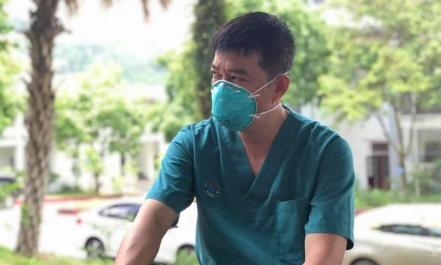 Bệnh nhân Covid-19 nặng tại Bắc Giang tuổi ngày càng trẻ, chỉ mấy ngày chụp X-quang đã thấy phổi trắng xóa Bệnh nhân Covid-19 nặng tại Bắc Giang tuổi ngày càng trẻ, chỉ mấy ngày chụp X-quang đã thấy phổi trắng xóa