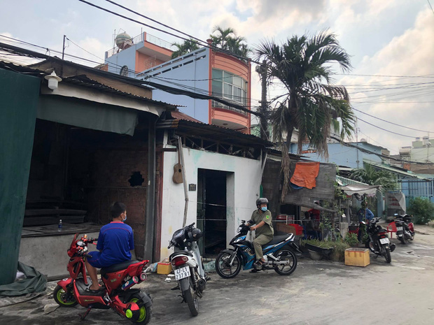 TP.HCM: Cháy nhà lúc nửa đêm, vợ tử vong, chồng và con gái 4 tuổi phải cấp cứu TP.HCM: Cháy nhà lúc nửa đêm, vợ tử vong, chồng và con gái 4 tuổi phải cấp cứu