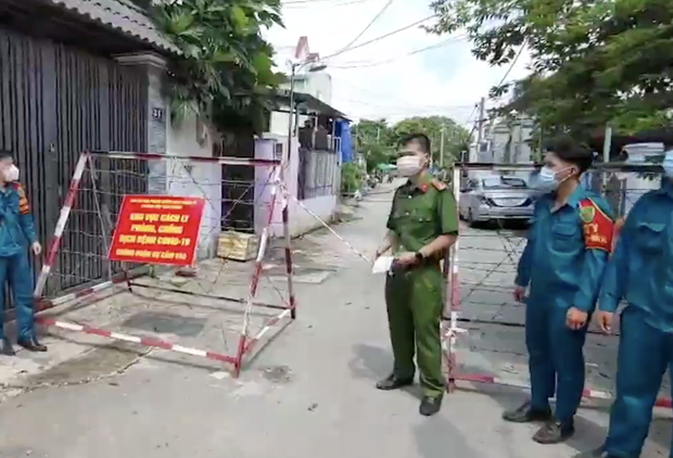 TP.HCM: Đến bệnh viện khám cảm cúm, người đàn ông được test nhanh Covid-19 thì phát hiện dương tính - 1 TP.HCM: Đến bệnh viện khám cảm cúm, người đàn ông được test nhanh Covid-19 thì phát hiện dương tính - 1