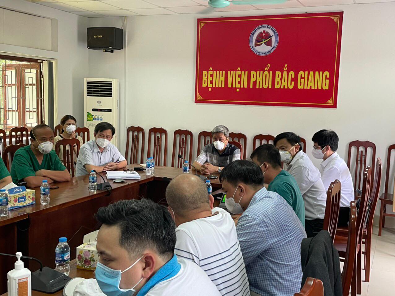 Bệnh nhân COVID-19 mới 22 tuổi ở BV Bệnh Nhiệt đới TPHCM 'phổi đông đặc' giống như BN91 Bệnh nhân COVID-19 mới 22 tuổi ở BV Bệnh Nhiệt đới TPHCM 'phổi đông đặc' giống như BN91