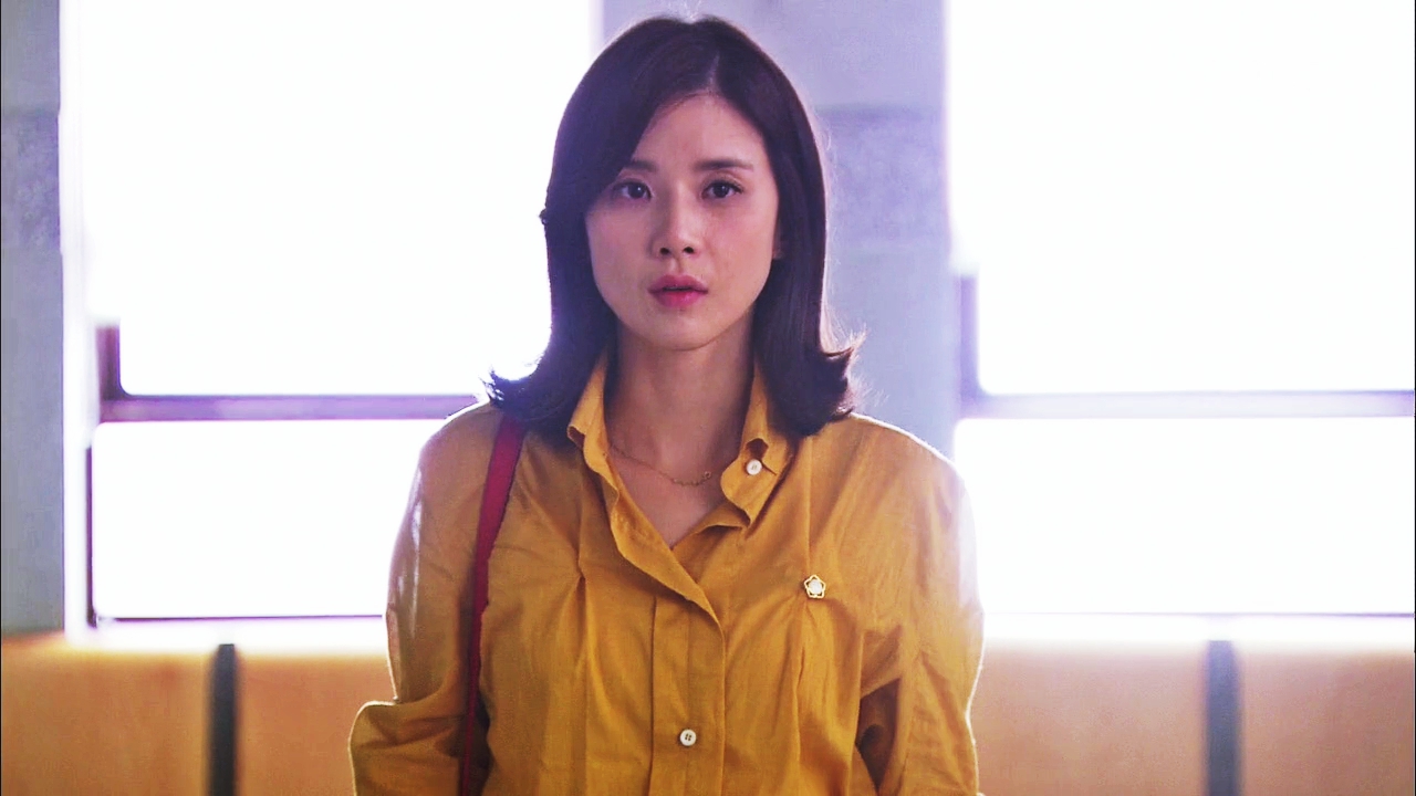 Lee Bo Young từng để tóc bob đuôi vểnh nhưng kém sang xịn hơn hẳn trong 'Mine' vì 2 lỗi - 1 Lee Bo Young từng để tóc bob đuôi vểnh nhưng kém sang xịn hơn hẳn trong 'Mine' vì 2 lỗi - 1