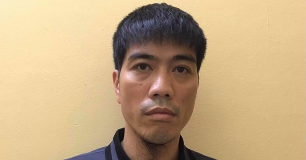 Khởi tố 'trùm bảo kê' tín dụng đen có bệnh án tâm thần Khởi tố 'trùm bảo kê' tín dụng đen có bệnh án tâm thần