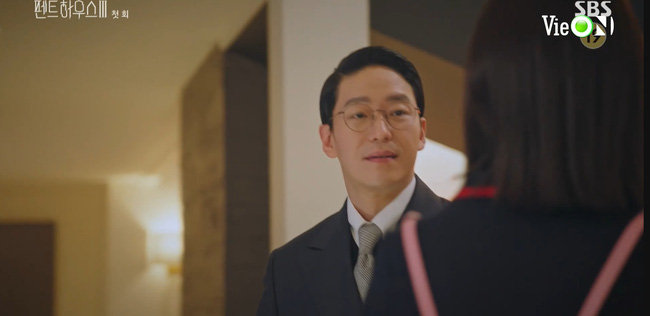 Cuộc chiến thượng lưu 3 mở màn cực đỉnh: Seo Jin vừa ra tù đã bị Su Ryeon bắt cóc vứt xuống sông, Ju Dan Tae trở lại hoành tráng - 3 Cuộc chiến thượng lưu 3 mở màn cực đỉnh: Seo Jin vừa ra tù đã bị Su Ryeon bắt cóc vứt xuống sông, Ju Dan Tae trở lại hoành tráng - 3