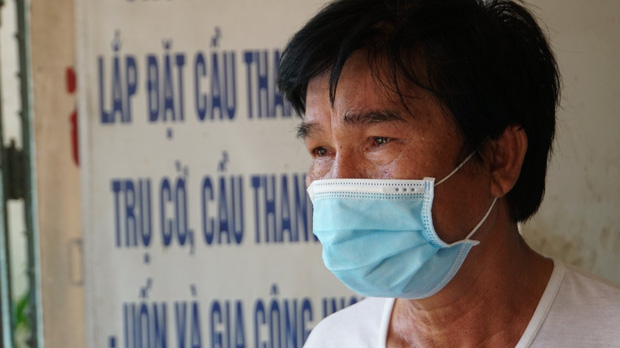 Người cha đau đớn nhận cuộc gọi cầu cứu cuối cùng của con gái trong vụ cháy 4 người tử vong: 'Ba ơi, cháy rồi, qua cứu chúng con với' - 1 Người cha đau đớn nhận cuộc gọi cầu cứu cuối cùng của con gái trong vụ cháy 4 người tử vong: 'Ba ơi, cháy rồi, qua cứu chúng con với' - 1