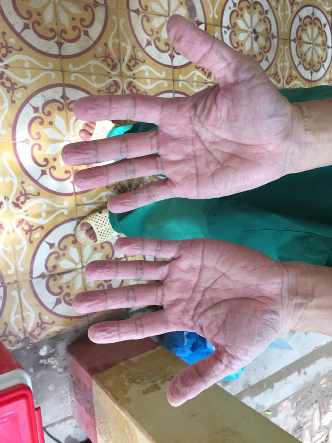 Giữa ồn ào từ thiện, Thuỷ Tiên ghi điểm khi làm điều này cho tập thể y bác sĩ Bắc Giang đang chống dịch Covid-19? - 3 Giữa ồn ào từ thiện, Thuỷ Tiên ghi điểm khi làm điều này cho tập thể y bác sĩ Bắc Giang đang chống dịch Covid-19? - 3