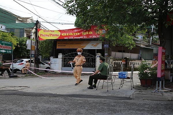 Giãn cách xã hội thành phố Hà Tĩnh từ 12h trưa nay - 2 Giãn cách xã hội thành phố Hà Tĩnh từ 12h trưa nay - 2