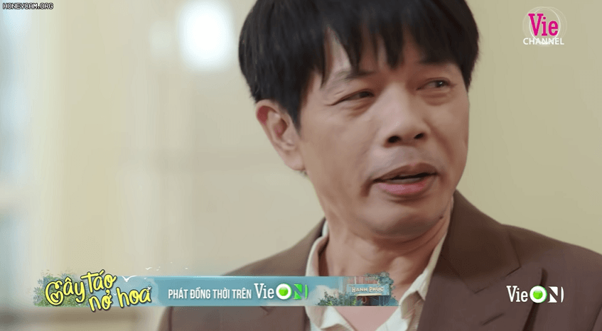 Cây táo nở hoa: Châu đám cưới, Báu đứng ngoài khóc nghẹn trong khi Ngọc bận chạy đi cứu Ngà - 1 Cây táo nở hoa: Châu đám cưới, Báu đứng ngoài khóc nghẹn trong khi Ngọc bận chạy đi cứu Ngà - 1