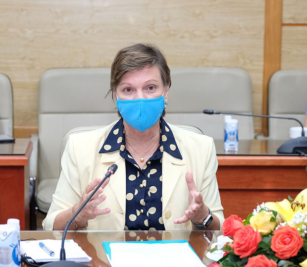 Bộ trưởng Bộ Y tế: 'Các nguồn vaccine Covid-19 về Việt Nam rất chậm' - 2 Bộ trưởng Bộ Y tế: 'Các nguồn vaccine Covid-19 về Việt Nam rất chậm' - 2
