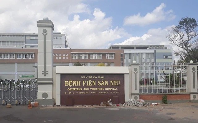 Cà Mau: Bé gái 15 tuổi về từ vùng dịch chuyển dạ sinh con, công an vào cuộc làm rõ Cà Mau: Bé gái 15 tuổi về từ vùng dịch chuyển dạ sinh con, công an vào cuộc làm rõ