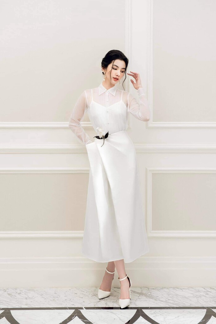 Cẩm Đan khoe bờ vai ngọc ngà, thần thái kiêu sa say lòng fan hâm mộ - 10 Cẩm Đan khoe bờ vai ngọc ngà, thần thái kiêu sa say lòng fan hâm mộ - 10