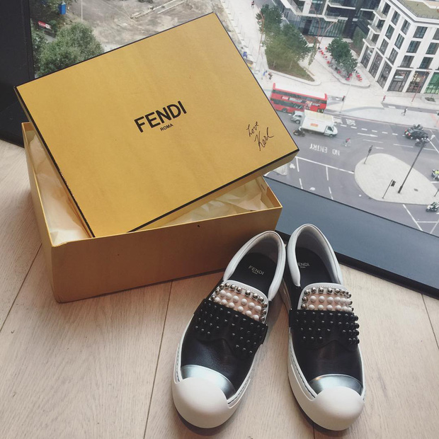 Choáng với BST hàng hiệu siêu khủng của rich kid 2k lái Ferrari đi học: Hermes, Dior, Chanel... đủ cả! - 8 Choáng với BST hàng hiệu siêu khủng của rich kid 2k lái Ferrari đi học: Hermes, Dior, Chanel... đủ cả! - 8