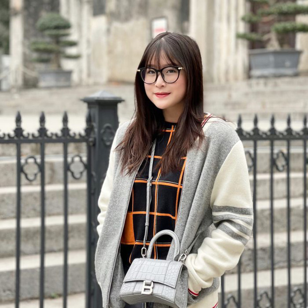 Chao - Rich kid 2K3 tiết lộ tại sao ở ký túc xá 500 triệu/năm thay vì thuê ngoài, đọc lý giải đúng là logic con nhà giàu Chao - Rich kid 2K3 tiết lộ tại sao ở ký túc xá 500 triệu/năm thay vì thuê ngoài, đọc lý giải đúng là logic con nhà giàu