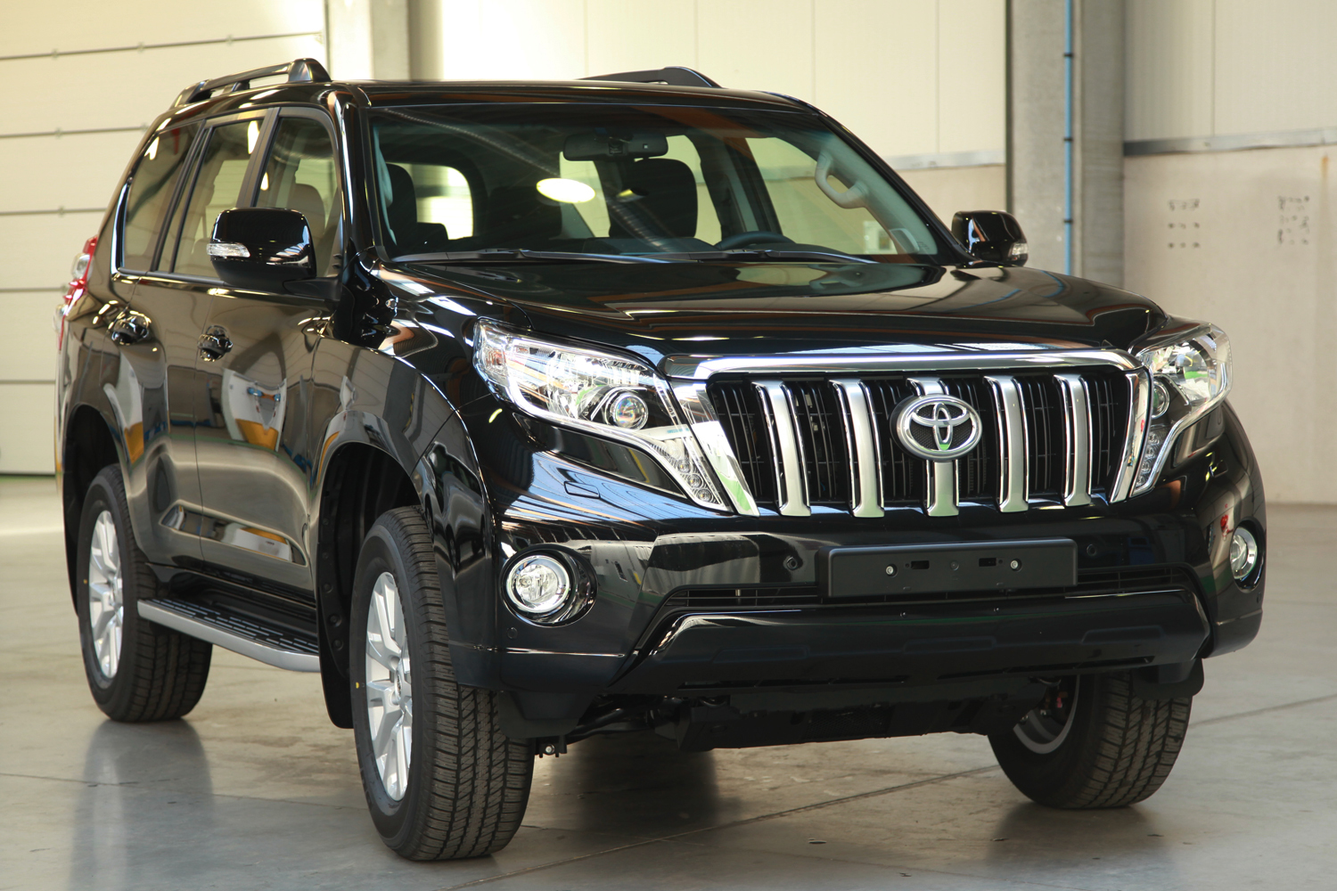 Top 10 xe bán chậm nhất tháng 5: Toyota chiếm sóng - 9 Top 10 xe bán chậm nhất tháng 5: Toyota chiếm sóng - 9
