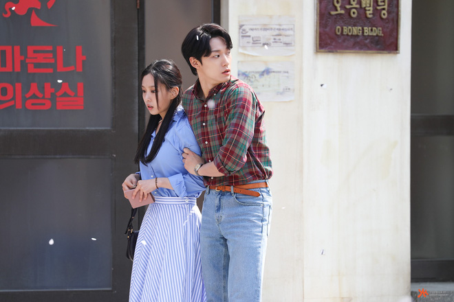 Thời trang phim Tuổi Trẻ Của Tháng Năm: Như 1 cuốn lookbook thập niên 80, cẩm nang phối đồ retro là đây chứ đâu! - 2 Thời trang phim Tuổi Trẻ Của Tháng Năm: Như 1 cuốn lookbook thập niên 80, cẩm nang phối đồ retro là đây chứ đâu! - 2