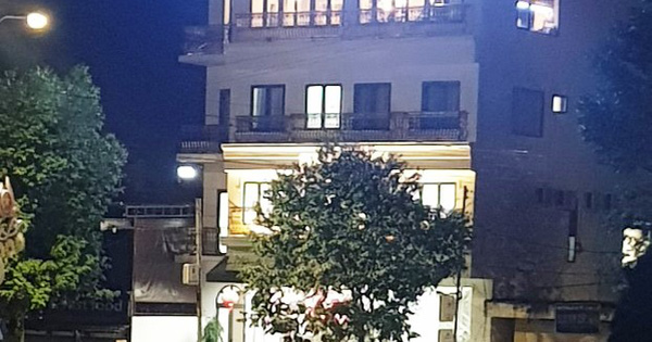 Nóng: Nhóm người tạm trú tại Thẩm mỹ viện Minh Châu Asian Luxury hỗn chiến, 2 người nhập viện Nóng: Nhóm người tạm trú tại Thẩm mỹ viện Minh Châu Asian Luxury hỗn chiến, 2 người nhập viện