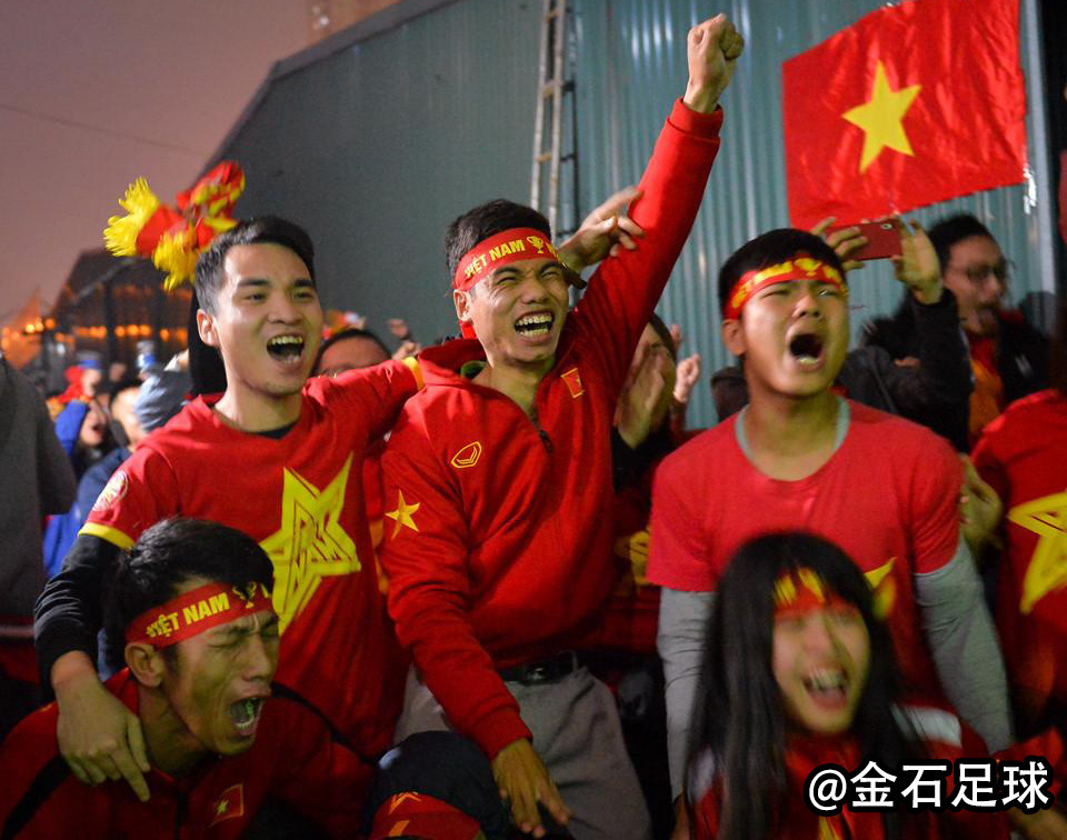 Báo Trung Quốc: Việt Nam làm ‘điên đảo cả thế giới’ ở World Cup - 1 Báo Trung Quốc: Việt Nam làm ‘điên đảo cả thế giới’ ở World Cup - 1