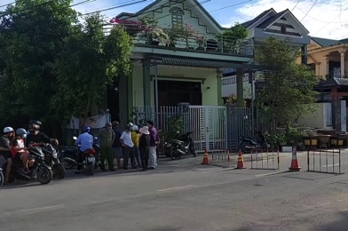 Quảng Trị: Một người đàn ông bị súng bắn tử vong ngay tại nhà Quảng Trị: Một người đàn ông bị súng bắn tử vong ngay tại nhà