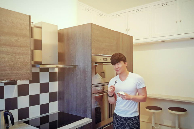 Nathan Lee khoe nội thất khách sạn 2 nghìn tỷ ở Pháp, từng ngóc ngách đều nguy nga như cung điện khiến dân tình choáng váng - 4 Nathan Lee khoe nội thất khách sạn 2 nghìn tỷ ở Pháp, từng ngóc ngách đều nguy nga như cung điện khiến dân tình choáng váng - 4
