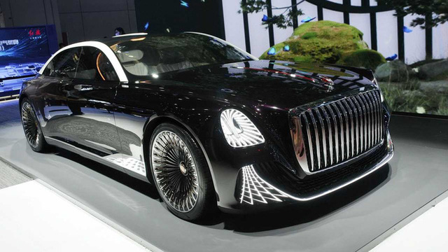 Ô tô Trung Quốc lắp hẳn đèn chùm như khách sạn 5 sao, quyết vượt mặt Rolls-Royce có 'bầu trời sao' Ô tô Trung Quốc lắp hẳn đèn chùm như khách sạn 5 sao, quyết vượt mặt Rolls-Royce có 'bầu trời sao'