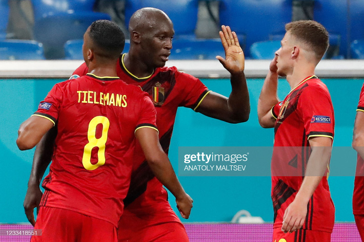 Euro 2020: Bùng nổ dữ dội, Lukaku 'nhấn chìm' đội tuyển Nga trong ngày ra quân - 3 Euro 2020: Bùng nổ dữ dội, Lukaku 'nhấn chìm' đội tuyển Nga trong ngày ra quân - 3