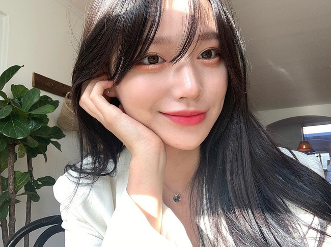 Skincare buổi sáng không cần cầu kỳ, nhưng bắt buộc phải đủ 4 bước để da mịn màng và sáng bật tông - 2 Skincare buổi sáng không cần cầu kỳ, nhưng bắt buộc phải đủ 4 bước để da mịn màng và sáng bật tông - 2