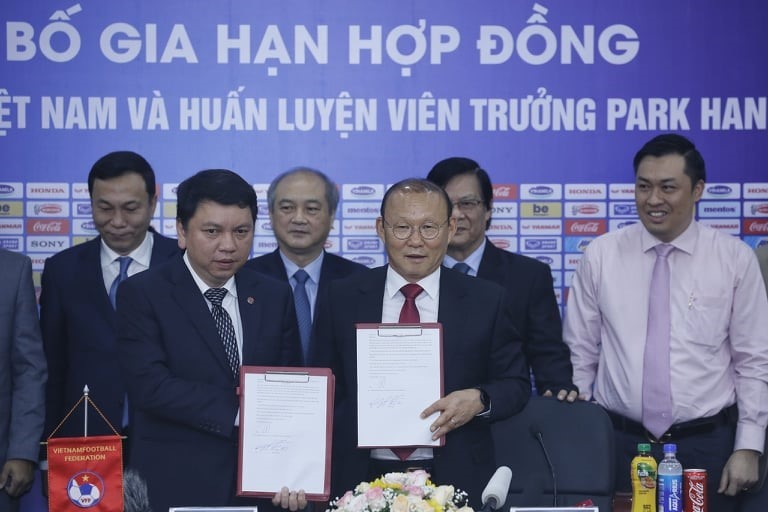 Người đại diện bác bỏ tin ông Park Hang-seo sắp chia tay tuyển Việt Nam Người đại diện bác bỏ tin ông Park Hang-seo sắp chia tay tuyển Việt Nam
