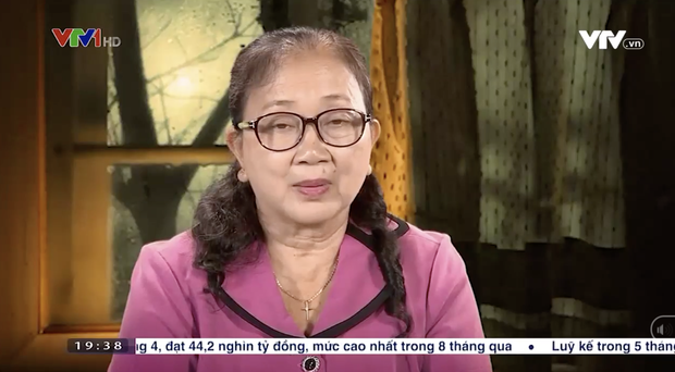 VTV lên án 1 người mẫu Vbiz vì livestream tục tĩu, mẹ NS Vân Quang Long lên sóng bộc bạch chuyện thành nạn nhân trên MXH - 4 VTV lên án 1 người mẫu Vbiz vì livestream tục tĩu, mẹ NS Vân Quang Long lên sóng bộc bạch chuyện thành nạn nhân trên MXH - 4