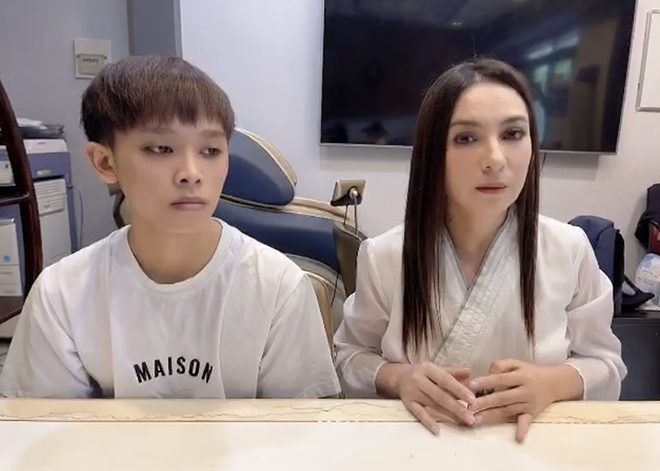 Quản lý Phi Nhung - người cầm hộ 200 triệu tiền thưởng của Hồ Văn Cường suốt 5 năm qua là ai? Quản lý Phi Nhung - người cầm hộ 200 triệu tiền thưởng của Hồ Văn Cường suốt 5 năm qua là ai?