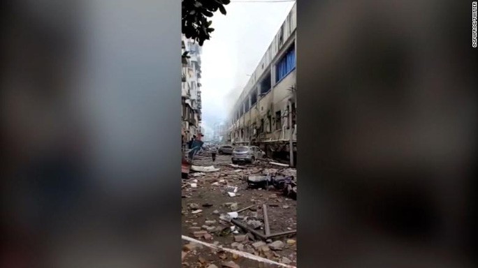 Trung Quốc: Nổ ống dẫn khí gas, hàng trăm người thương vong Trung Quốc: Nổ ống dẫn khí gas, hàng trăm người thương vong