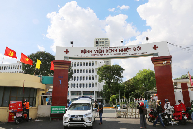 Giám đốc HCDC: Tại sao TP.HCM phải tiếp tục giãn cách xã hội 14 ngày? - 2 Giám đốc HCDC: Tại sao TP.HCM phải tiếp tục giãn cách xã hội 14 ngày? - 2