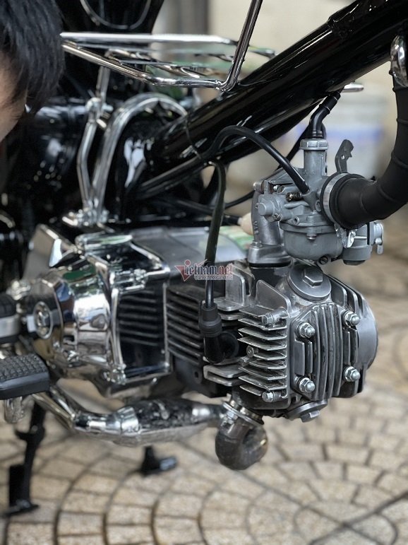 Honda Cub C65 tuyệt đẹp được “chế” từ khung sườn Cub 78 cũ - 4 Honda Cub C65 tuyệt đẹp được “chế” từ khung sườn Cub 78 cũ - 4