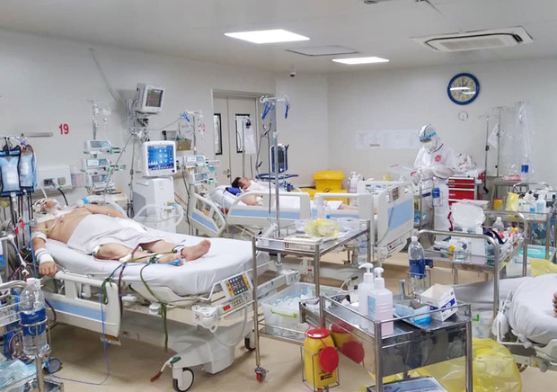 Chùm ảnh: Bên trong BV Bệnh Nhiệt đới TP.HCM, nơi đang được phong tỏa khi có 55 nhân viên nhiễm Covid-19 - 1 Chùm ảnh: Bên trong BV Bệnh Nhiệt đới TP.HCM, nơi đang được phong tỏa khi có 55 nhân viên nhiễm Covid-19 - 1