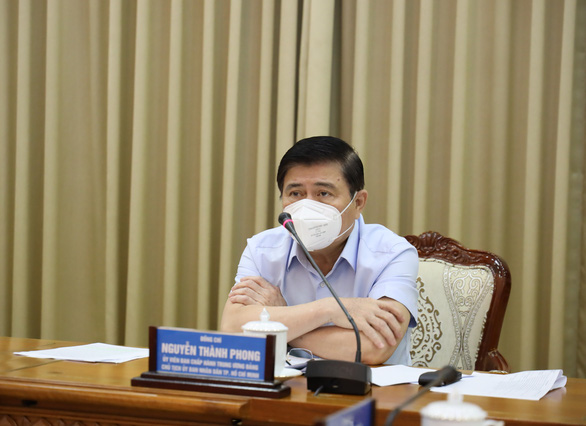 TP.HCM tiếp tục giãn cách xã hội thêm 14 ngày TP.HCM tiếp tục giãn cách xã hội thêm 14 ngày