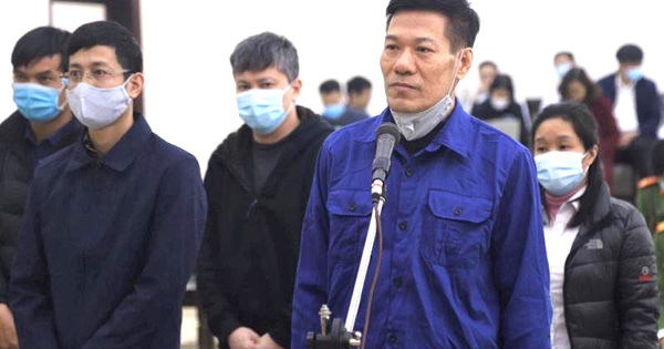 Nguyên giám đốc CDC nâng khống giá máy xét nghiệm Covid-19 xin giảm án Nguyên giám đốc CDC nâng khống giá máy xét nghiệm Covid-19 xin giảm án