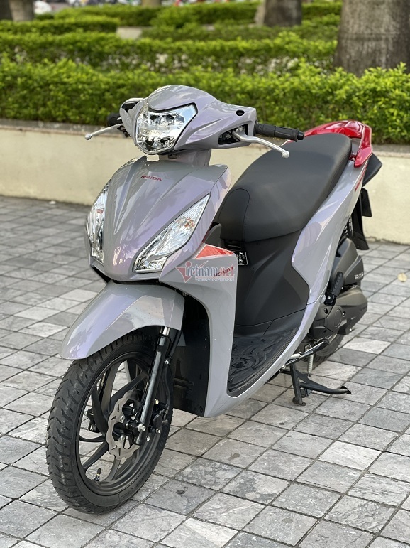 Honda Vision biển ngũ quý 9 giá hơn 400 triệu đồng tại Hà Nội - 2 Honda Vision biển ngũ quý 9 giá hơn 400 triệu đồng tại Hà Nội - 2