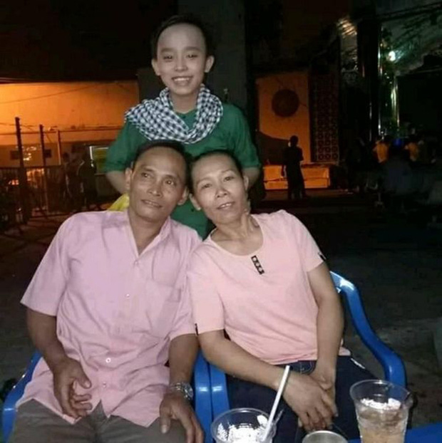 Bố ruột Hồ Văn Cường khi rời quê: Làm việc cho Phi Nhung, nhận lương tháng 10 triệu đồng - 3 Bố ruột Hồ Văn Cường khi rời quê: Làm việc cho Phi Nhung, nhận lương tháng 10 triệu đồng - 3