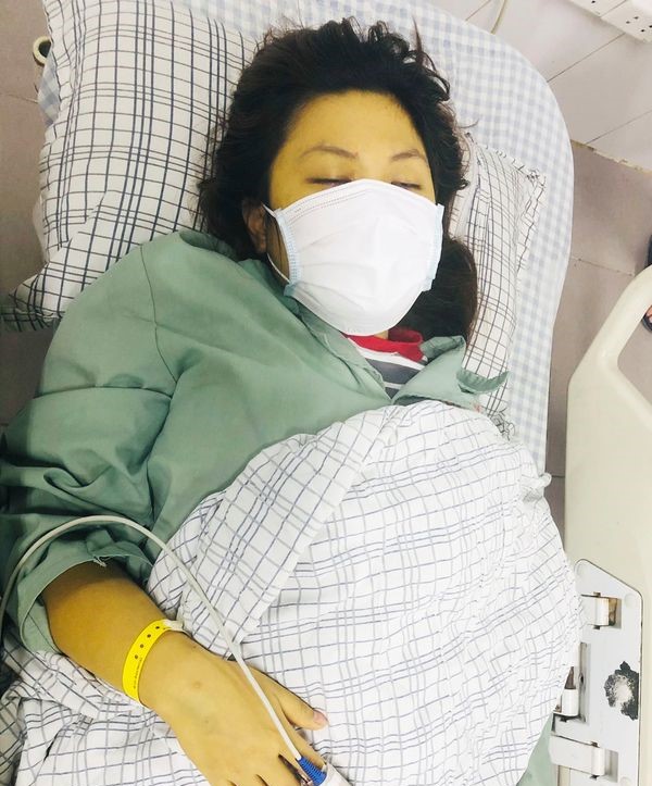 Cô gái 25 tuổi nhập viện trong tình trạng nguy kịch do lạm dụng thuốc paracetamol trong 6 ngày Cô gái 25 tuổi nhập viện trong tình trạng nguy kịch do lạm dụng thuốc paracetamol trong 6 ngày