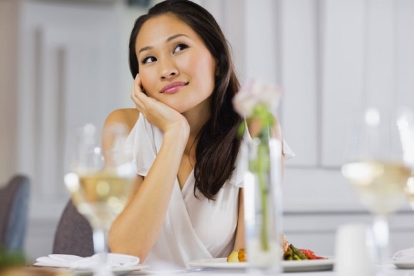 Đưa 10 triệu/tháng nhưng mẹ chồng vẫn cho ăn đạm bạc, sau 2 ngày tôi về ngoại trở lại, nhìn mâm cơm bà chuẩn bị mà phải kinh ngạc Đưa 10 triệu/tháng nhưng mẹ chồng vẫn cho ăn đạm bạc, sau 2 ngày tôi về ngoại trở lại, nhìn mâm cơm bà chuẩn bị mà phải kinh ngạc