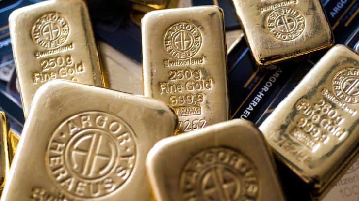 Giá vàng rớt xuống đáy trong lúc chờ kết quả cuộc họp Fed Giá vàng rớt xuống đáy trong lúc chờ kết quả cuộc họp Fed