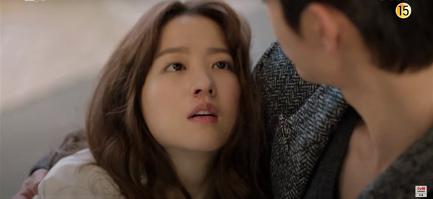 Park Bo Young 'bay màu' ở Kẻ Hủy Diệt Gõ Cửa Nhà Tôi, netizen khóc lụt nhà 'Youth Of May vẫn chưa đủ sao?' Park Bo Young 'bay màu' ở Kẻ Hủy Diệt Gõ Cửa Nhà Tôi, netizen khóc lụt nhà 'Youth Of May vẫn chưa đủ sao?'